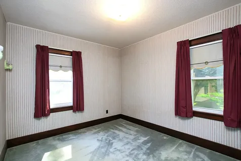 125 Adams Street SE Hutchinson MN 55350