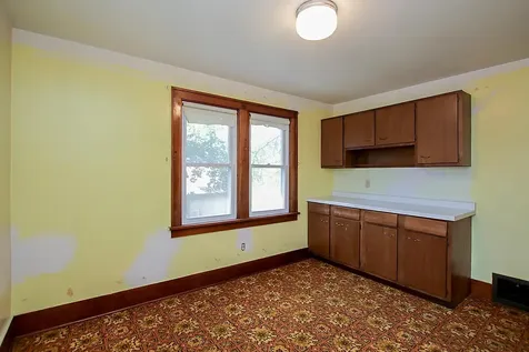 125 Adams Street SE Hutchinson MN 55350