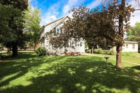 125 Adams Street SE Hutchinson MN 55350