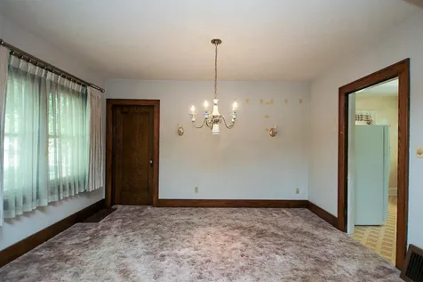 125 Adams Street SE Hutchinson MN 55350