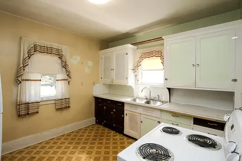 125 Adams Street SE Hutchinson MN 55350