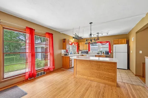 113 Central Street Le Sueur MN 56058