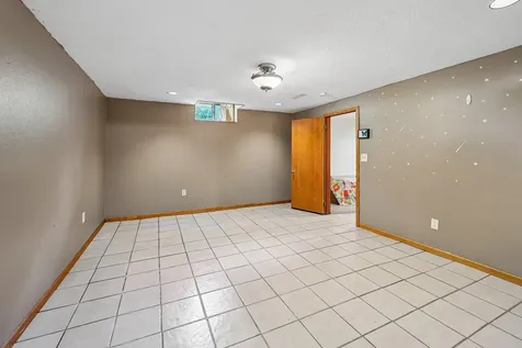 113 Central Street Le Sueur MN 56058