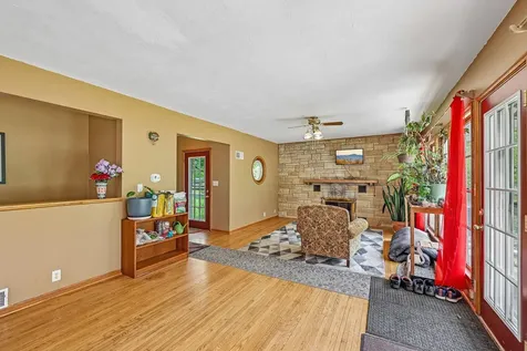 113 Central Street Le Sueur MN 56058