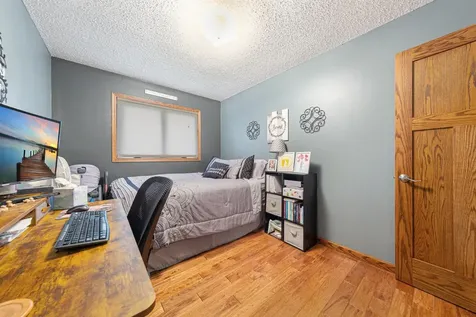 1724 Prairie Avenue SW Faribault MN 55021