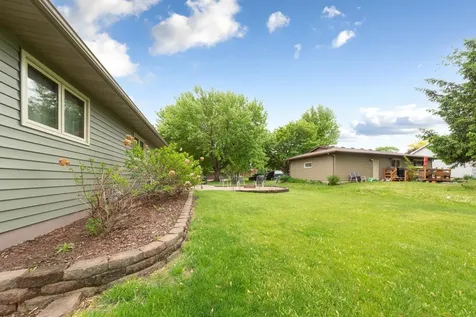 1724 Prairie Avenue SW Faribault MN 55021