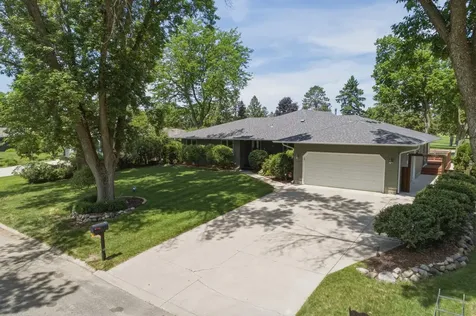 1904 16th Street NW Faribault MN 55021