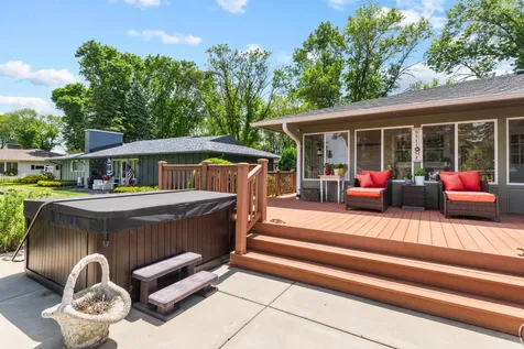1904 16th Street NW Faribault MN 55021