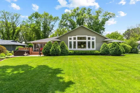 1904 16th Street NW Faribault MN 55021