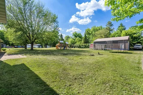11057 366th Avenue Waseca MN 56093
