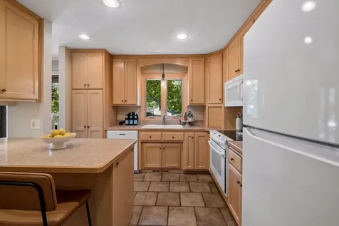 11772 Able Street NE Blaine MN 55434