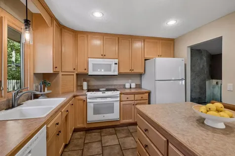 11772 Able Street NE Blaine MN 55434