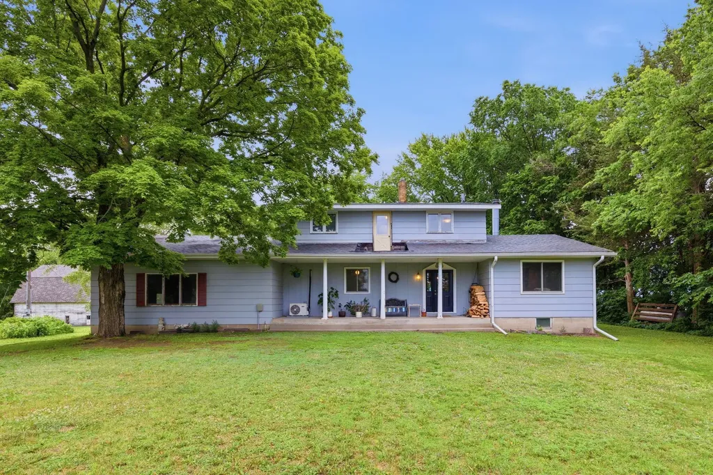 24425 Redwing Avenue New Prague MN 56071