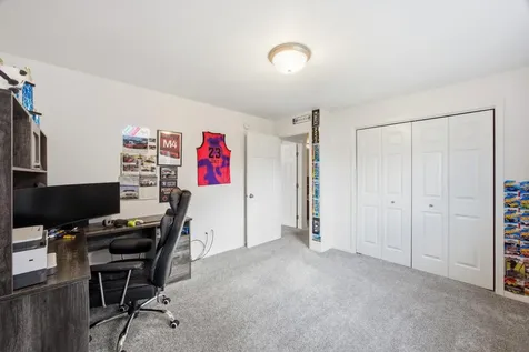 1571 67th Avenue S Fargo ND 58104