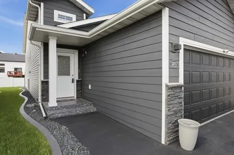 1571 67th Avenue S Fargo ND 58104