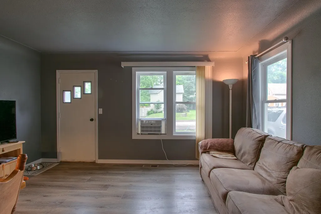 225 Wood Street N Mora MN 55051