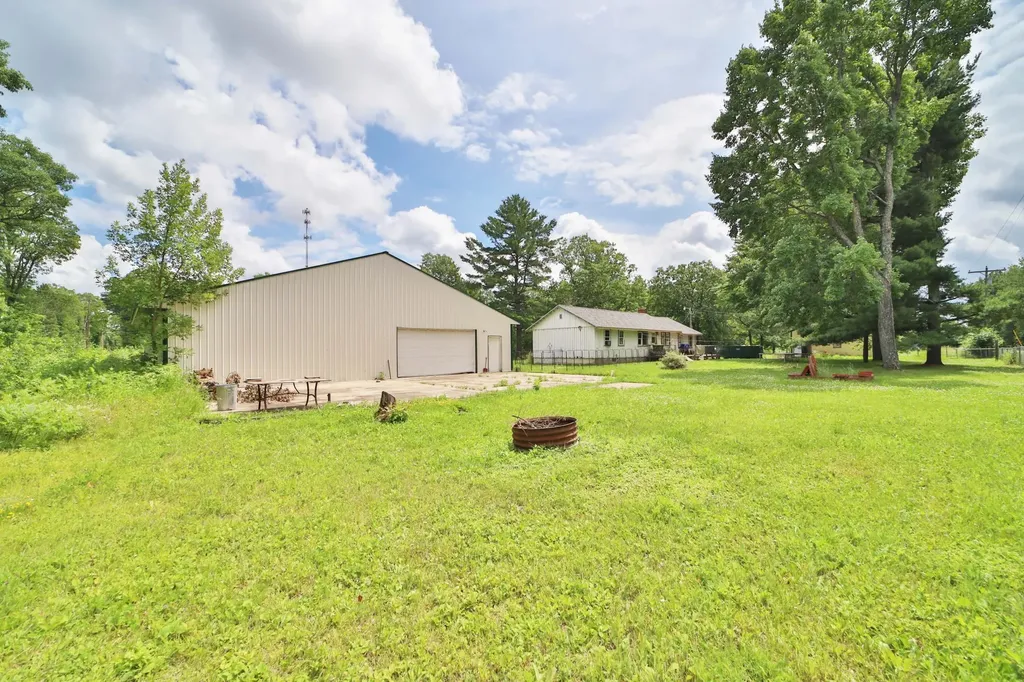 49383 Lake Avenue Mcgregor MN 55760