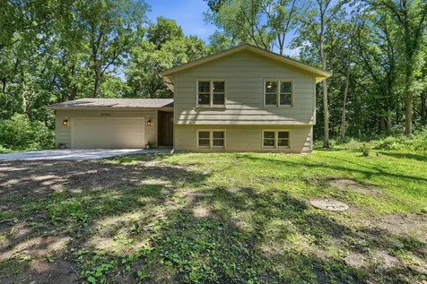 20663 Ulysses Street NW Elk River MN 55330