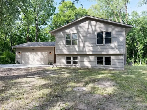 20663 Ulysses Street NW Elk River MN 55330