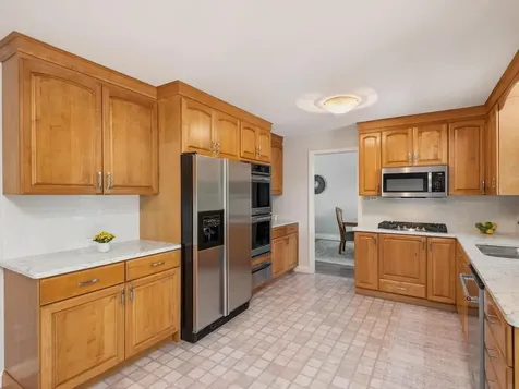 2885 Zanzibar Lane N Plymouth MN 55447