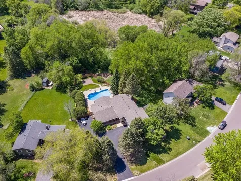 2885 Zanzibar Lane N Plymouth MN 55447