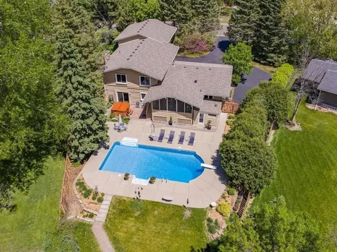 2885 Zanzibar Lane N Plymouth MN 55447