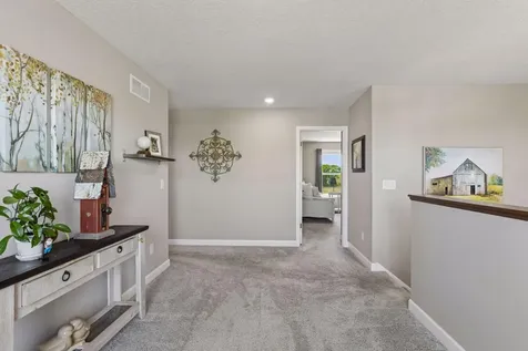 9789 Glacial Valley Bay Woodbury MN 55129