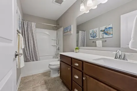 9789 Glacial Valley Bay Woodbury MN 55129