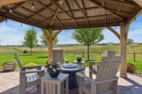 9789 Glacial Valley Bay Woodbury MN 55129