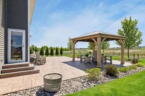 9789 Glacial Valley Bay Woodbury MN 55129