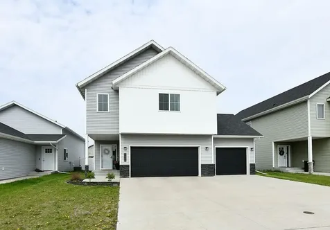 7345 23rd Street S Fargo ND 58104