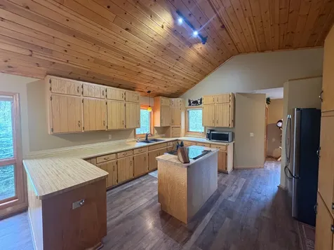 940 Maple Crest Drive NW Hackensack MN 56452