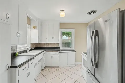3600 Noble Avenue N Robbinsdale MN 55422