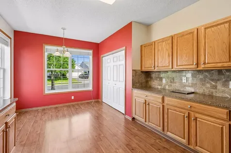 1692 Oakbrooke Way Eagan MN 55122
