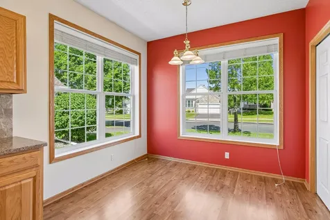 1692 Oakbrooke Way Eagan MN 55122
