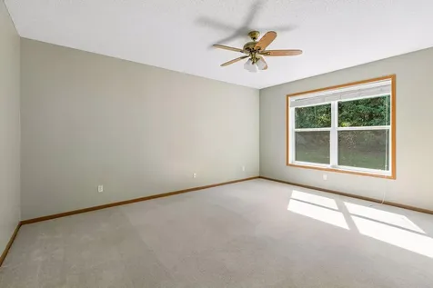 1692 Oakbrooke Way Eagan MN 55122