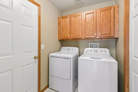 1692 Oakbrooke Way Eagan MN 55122