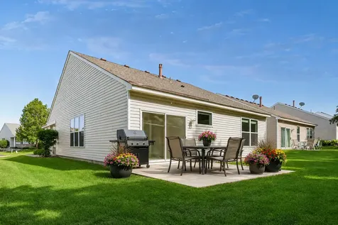 1692 Oakbrooke Way Eagan MN 55122