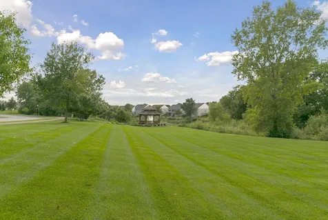 1692 Oakbrooke Way Eagan MN 55122