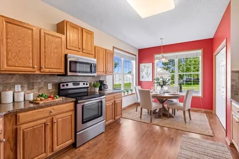 1692 Oakbrooke Way Eagan MN 55122