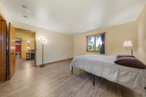 421 10th Avenue SE Faribault MN 55021