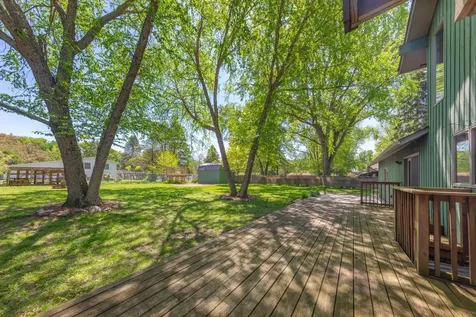 421 10th Avenue SE Faribault MN 55021