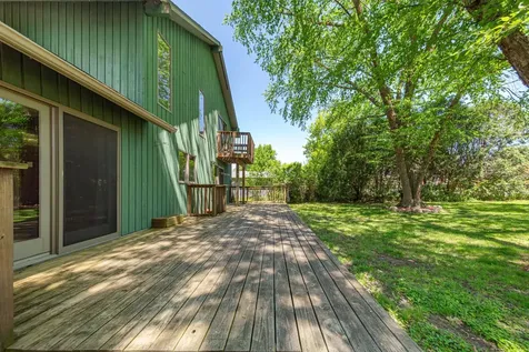 421 10th Avenue SE Faribault MN 55021