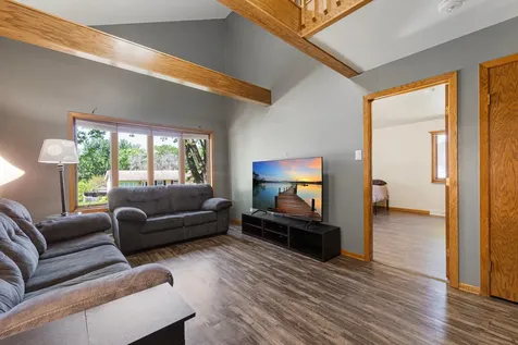 421 10th Avenue SE Faribault MN 55021