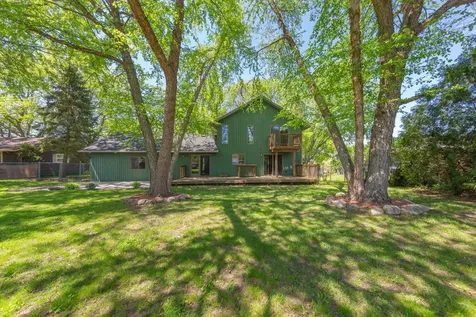 421 10th Avenue SE Faribault MN 55021
