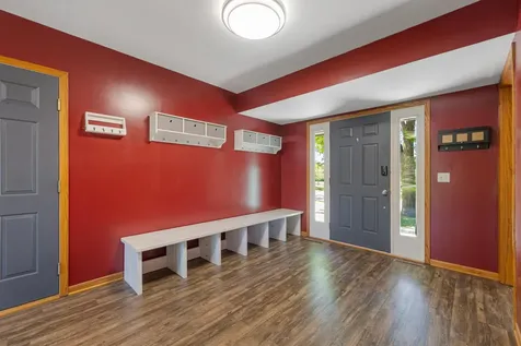 421 10th Avenue SE Faribault MN 55021
