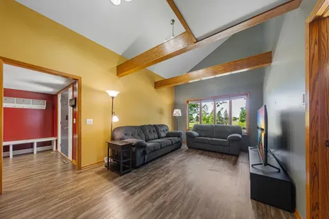421 10th Avenue SE Faribault MN 55021
