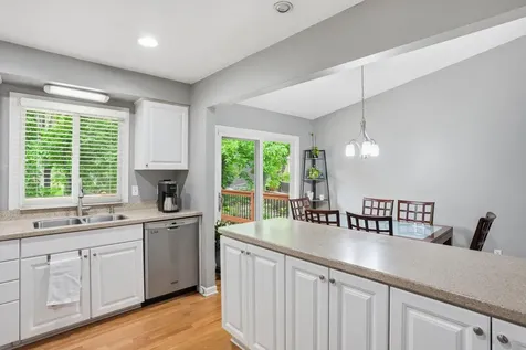 15074 Woodhill Trail Eden Prairie MN 55346