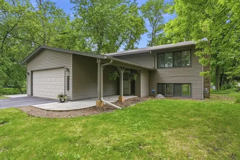 15074 Woodhill Trail Eden Prairie MN 55346