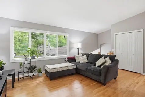 15074 Woodhill Trail Eden Prairie MN 55346
